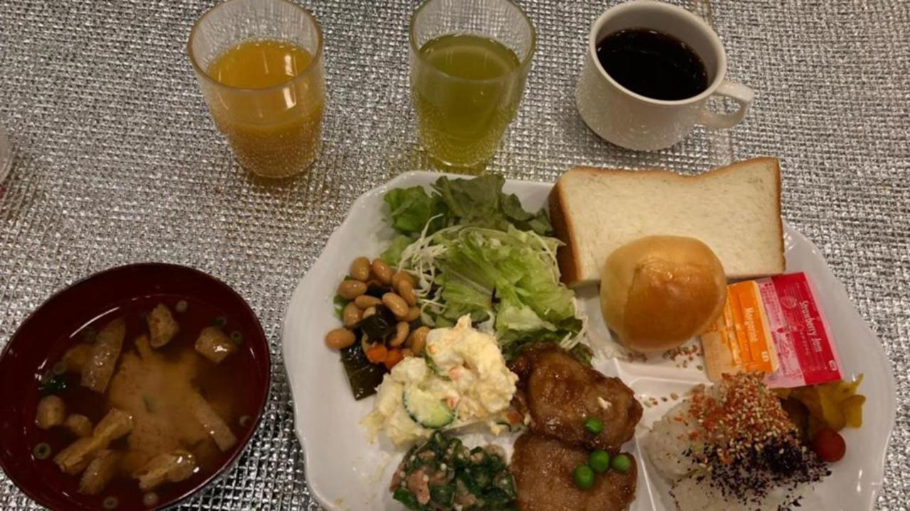 Toyoko Inn Osaka Hankyu Juso-Eki Nishi-Guchi No.1 Екстер'єр фото